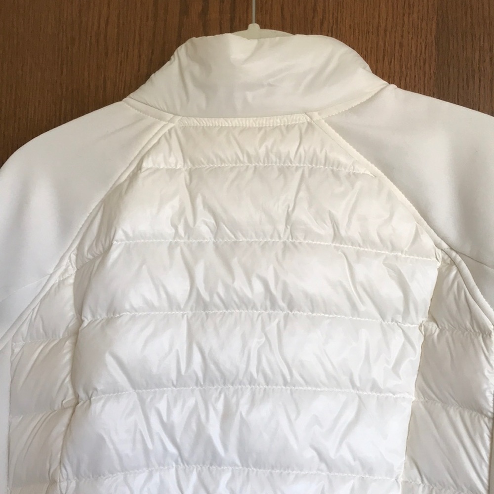 Lightweight jacket - Picture 3 of 5